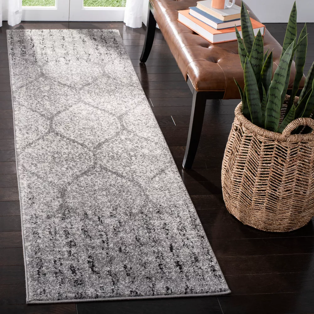 Madison MAD604 Area Rug - Safavieh - Image 2