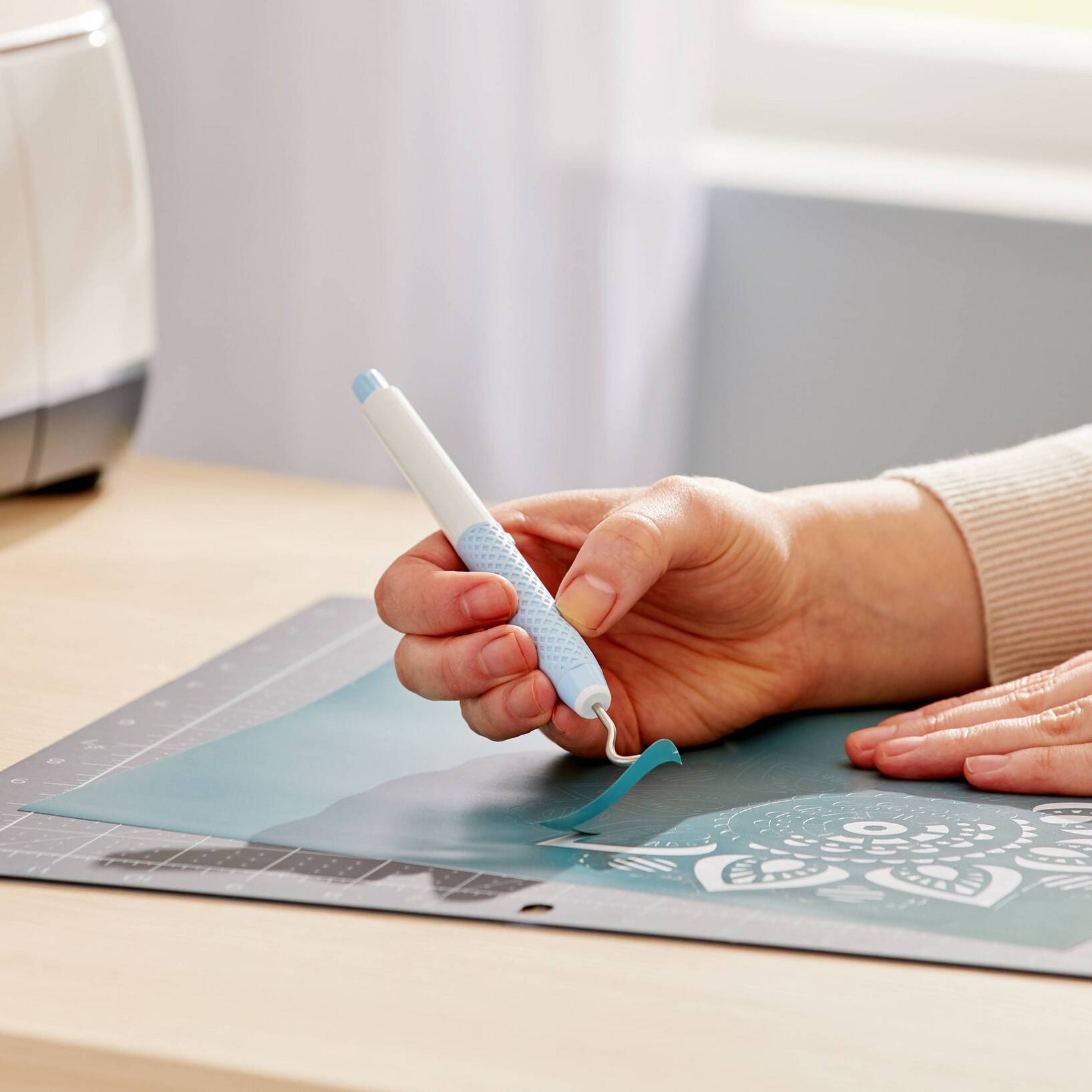 Cricut TrueControl Weeding Kit - Image 5