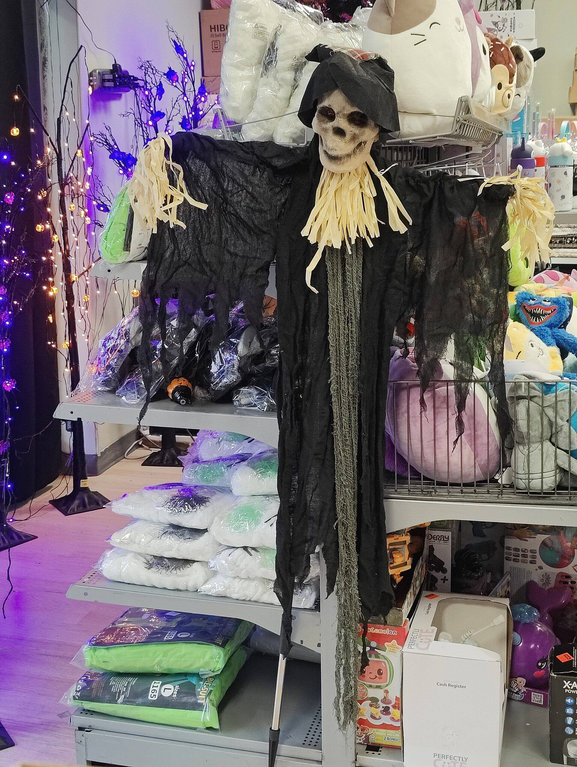 4ft Halloween Scarecrow Ghost With Flashing Red Eyes - Image 2