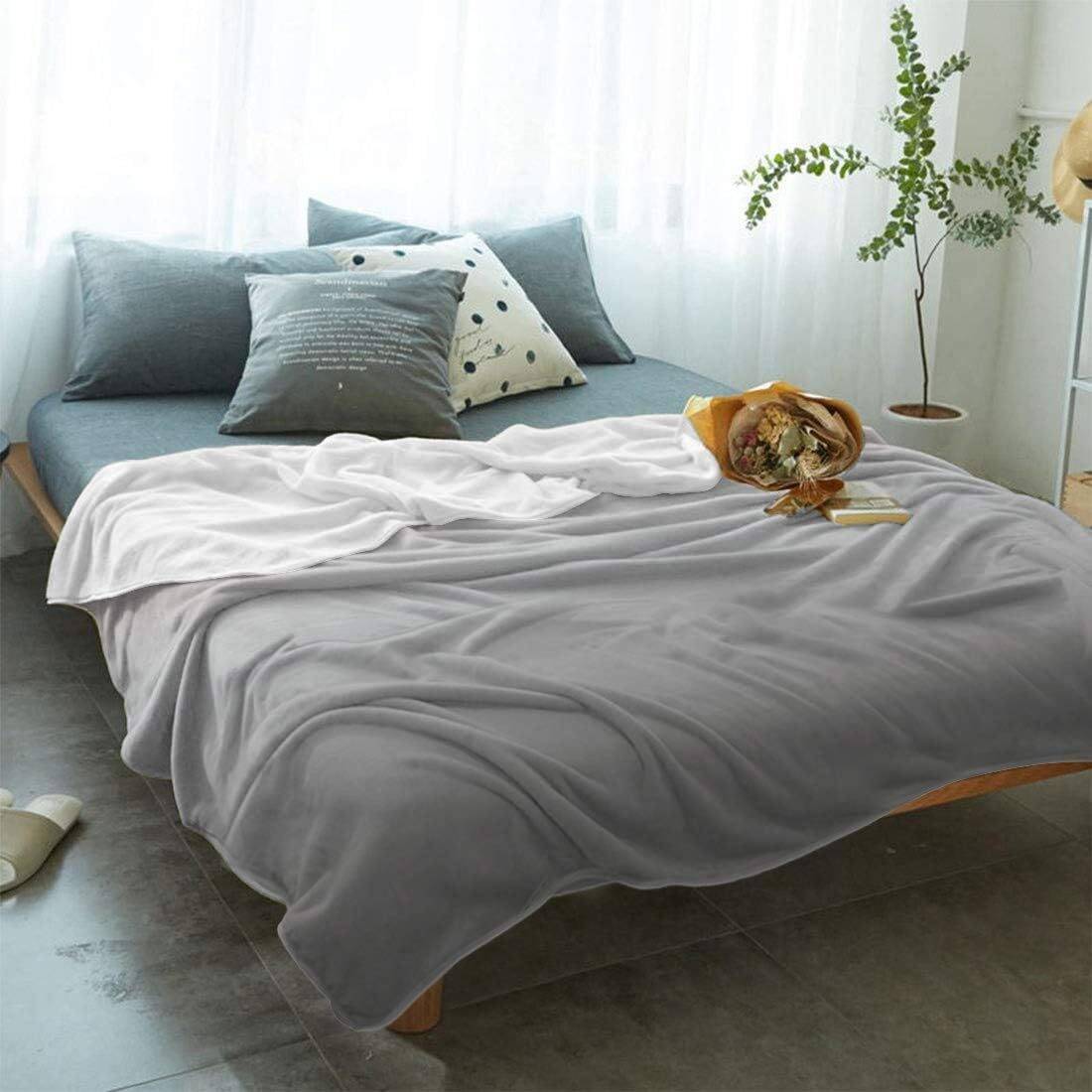 Fleece Blanket Warm Pink and Grey Ombre Throw Blanket Pink Grey Fuzzy Bed Blanket Comfy Microfiber Flannel Blanket,Lightweight Pink and Gray Gradient Blanket for Couch,Bed,Sofa,40x50 Inch - Image 3